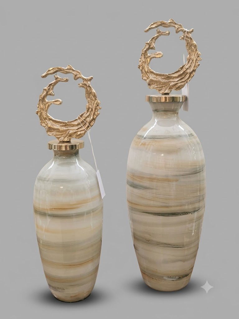 Conjunto de potes em vidro pintado e metal dourado